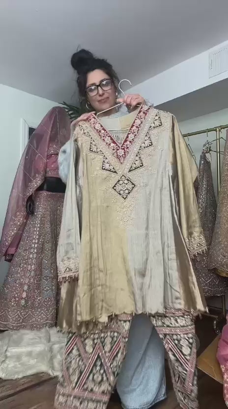 Mughal Tissue Silk 3-Piece Set – Embroidered Kurti, Farsi Salwar & Silk-Linen Underslip